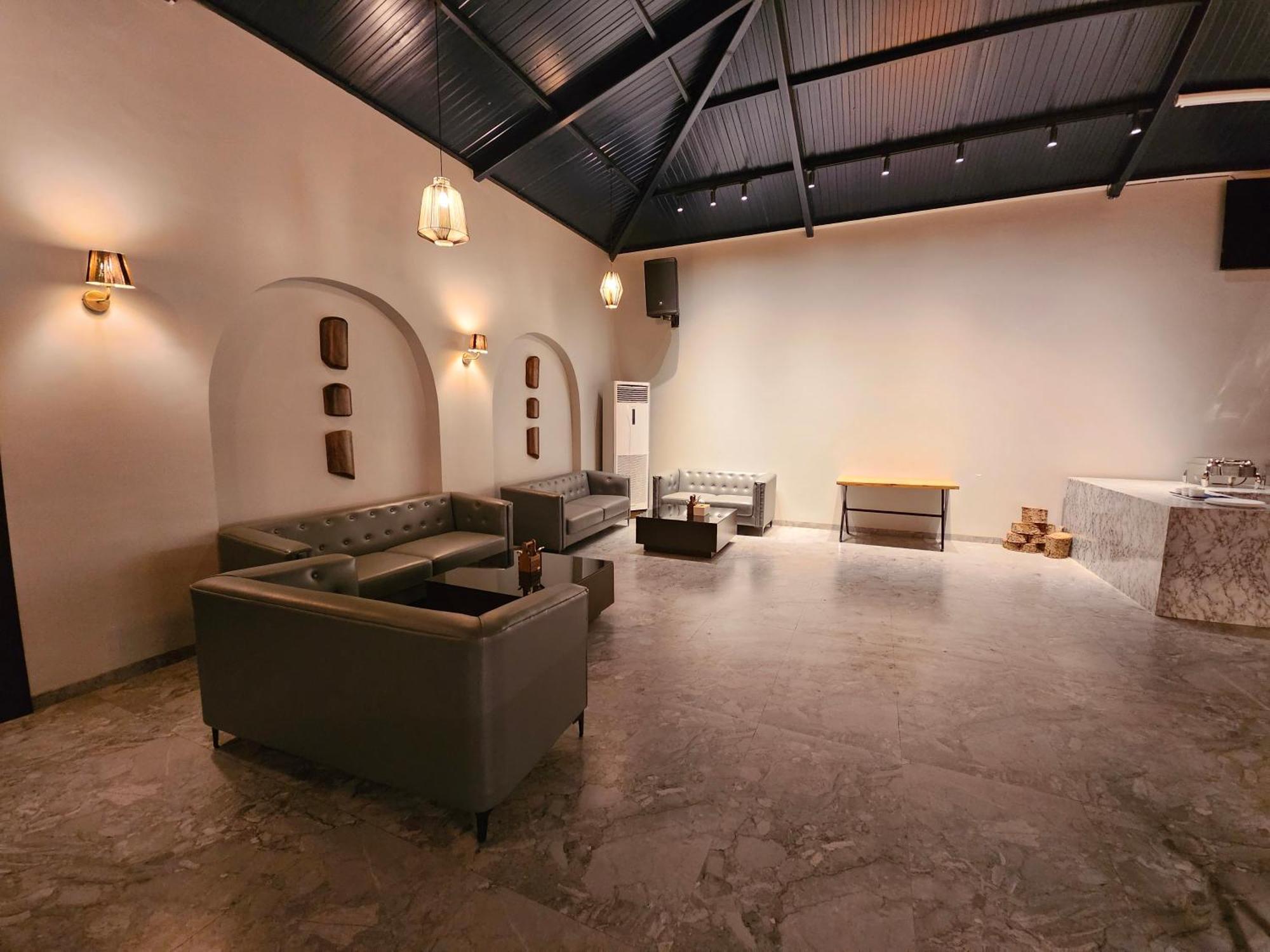 River Estates Luxury Resort & Spa Karjat Exterior photo